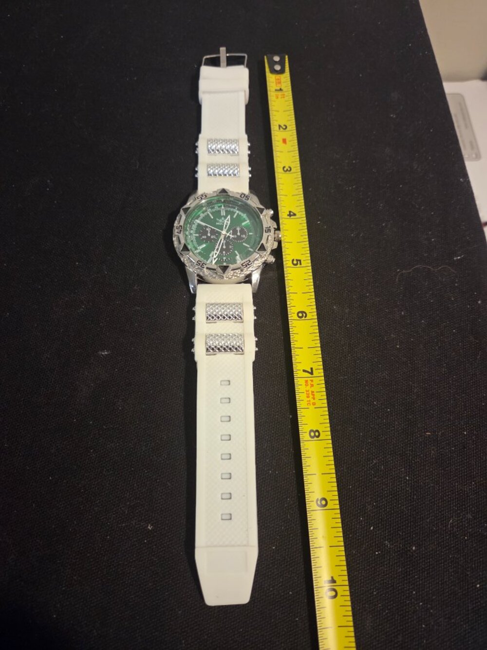 Watch (27) - Picture 2 of 3